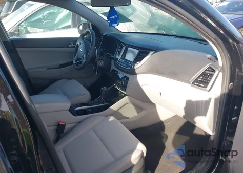 2018 Hyundai Tucson Sel z USA, uszkodzony, nr VIN KM8J33A40JU710603
